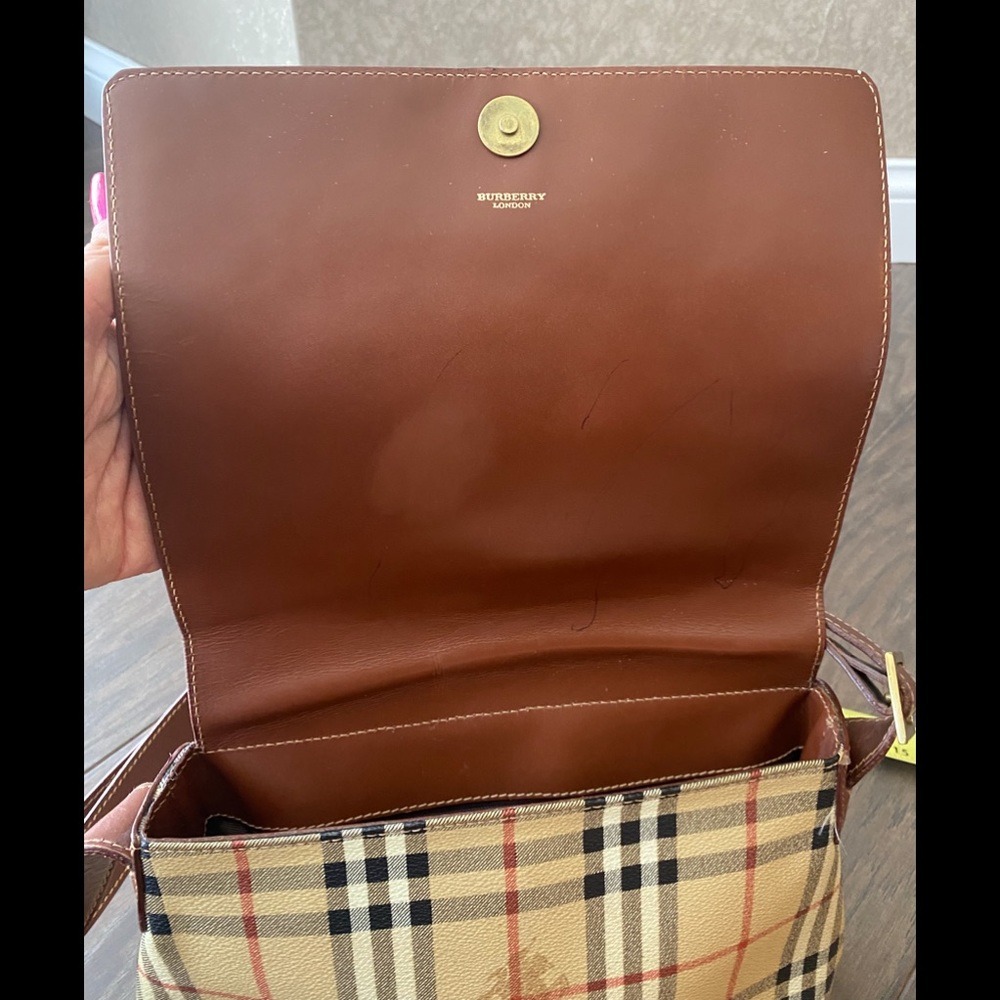 AUTHENTIC BURBERRY HAYMARKET PRINT SHOULDER HANDBAG - Picture 3 of 16